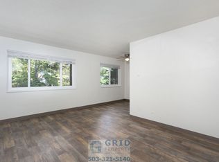 GPM642 - 1800 SE Stark (T2), Portland, OR 97214