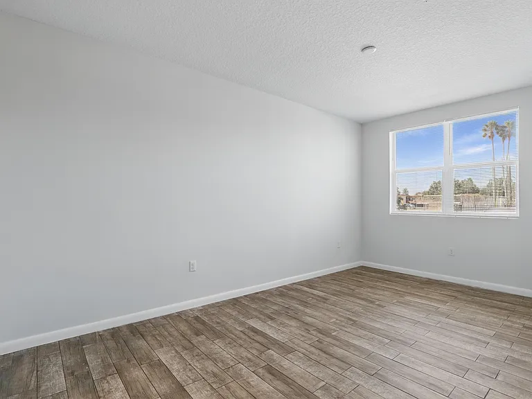 800 Isaacville Dr #210 — Photo 6