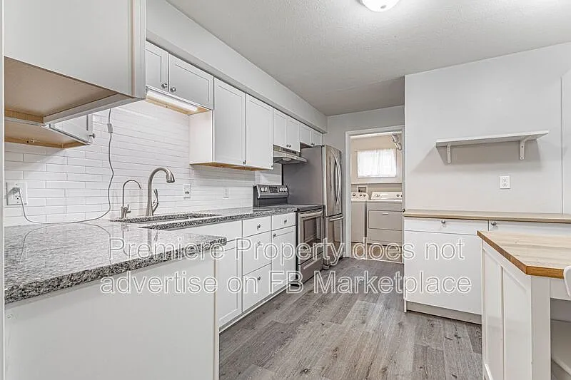 4 bed, 2.0 bath, 1616 sqft, $1,995 — Photo 4