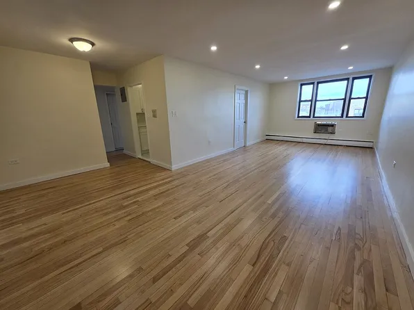 99-04 57th Ave #6C, Queens, NY 11368