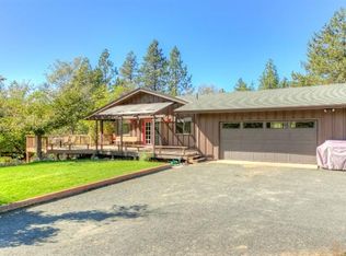 2294 Stringer Gap Rd, Grants Pass, OR 97527