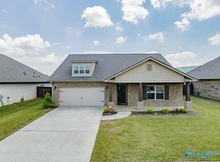 4306 Adventura Dr, Owens Cross Roads, AL 35763