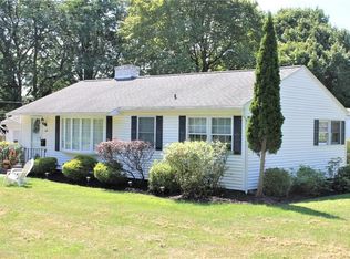 115 Mansfield Dr, Camillus, NY 13031