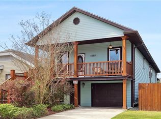 8618 Pritchard Pl, New Orleans, LA 70118