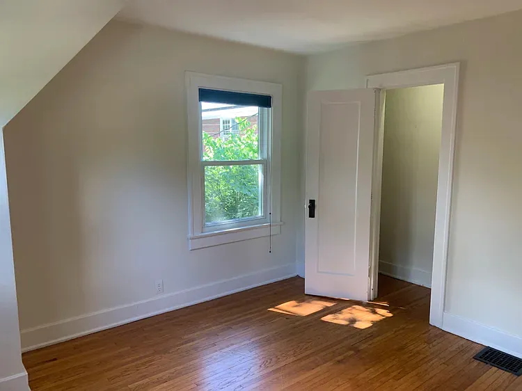 804 S Park Ave — Photo 16