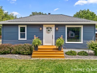 3740 Benjamin Ave NE, Grand Rapids, MI, 49525