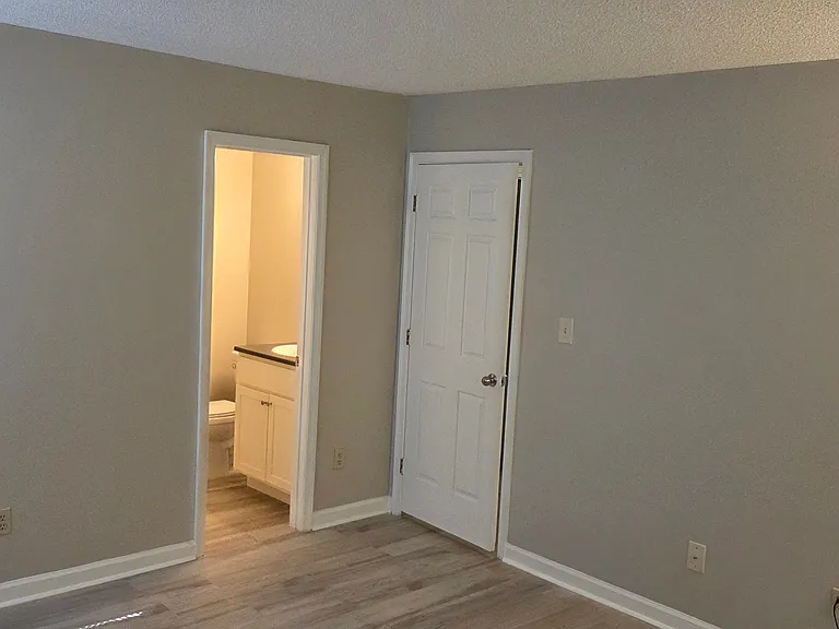 1320 Park Glen Dr #102 — Photo 10