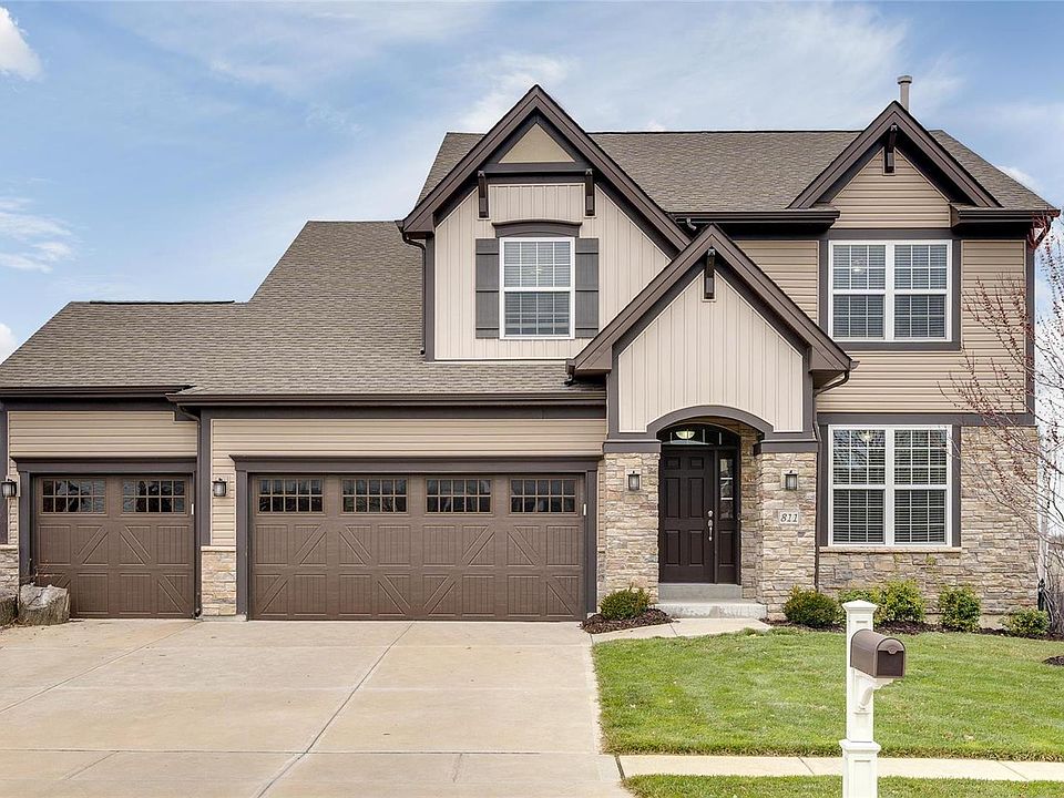 1st image of 811 Stonewood Bend Dr