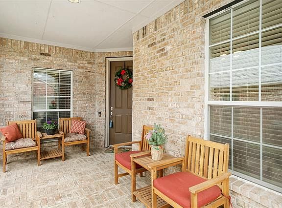 3rd image of 1700 Canyon Wren Dr