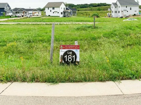 5012 Apricot Blossom Court #181, Waunakee, WI 53597