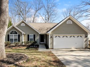 505 Lisa Carol Dr, Mooresville, NC 28115