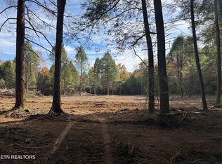 Newton Rd, Crossville, TN 38572