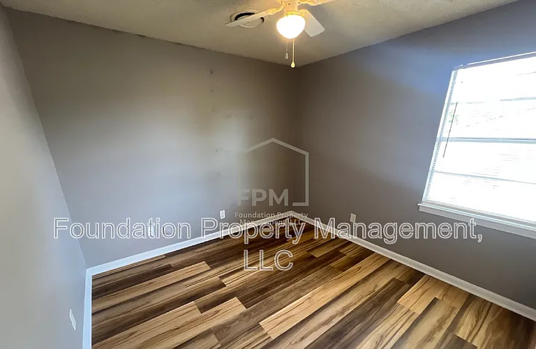 872 Western Park Dr — Photo 10