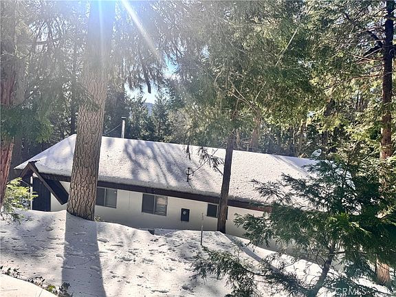 3rd image of 25286 North Rd