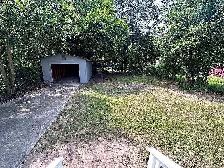 3307 Howard Ave — Photo 13