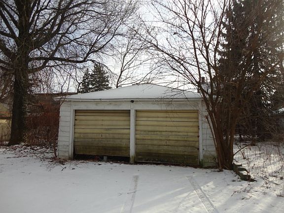 2nd image of 349 Hilton Ave