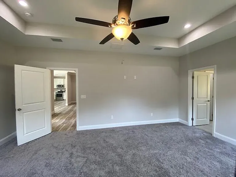 422 Little John Rd — Photo 28