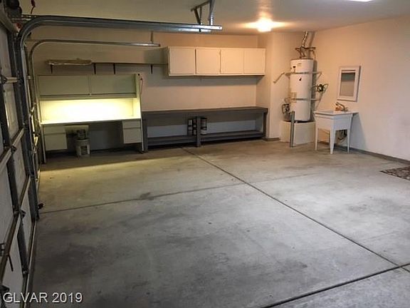 3rd image of 1037 Blue Lantern Dr