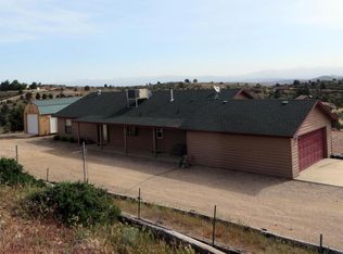 17640 S Oak Dr, Peeples Valley, AZ 86332