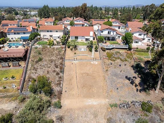 3rd image of 13399 Bavarian Dr