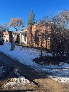 913 Acequia Madre, Santa Fe, NM, 87505