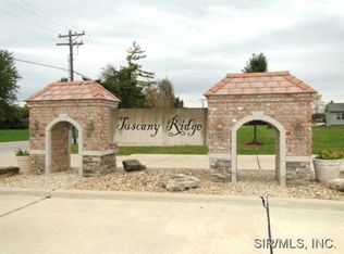 1148 Pisa Dr, Caseyville, IL 62232