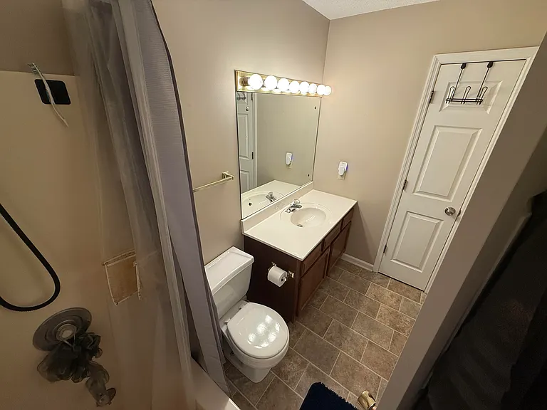 437 S Gallaher View Rd #13 — Photo 8