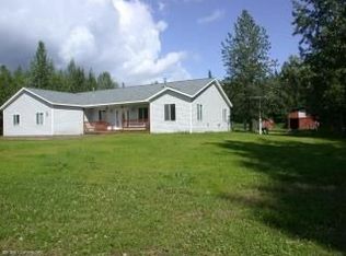 9561 N Palmer Fishhook Rd, Palmer, AK 99645
