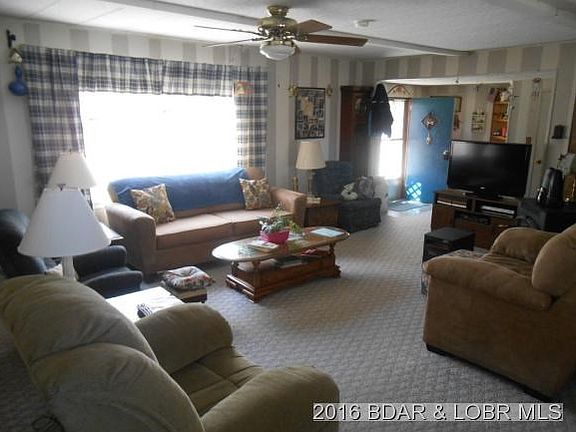 Spacious Living Room