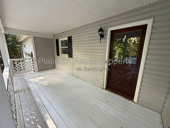 5th image of 219 Mohawk Trl
