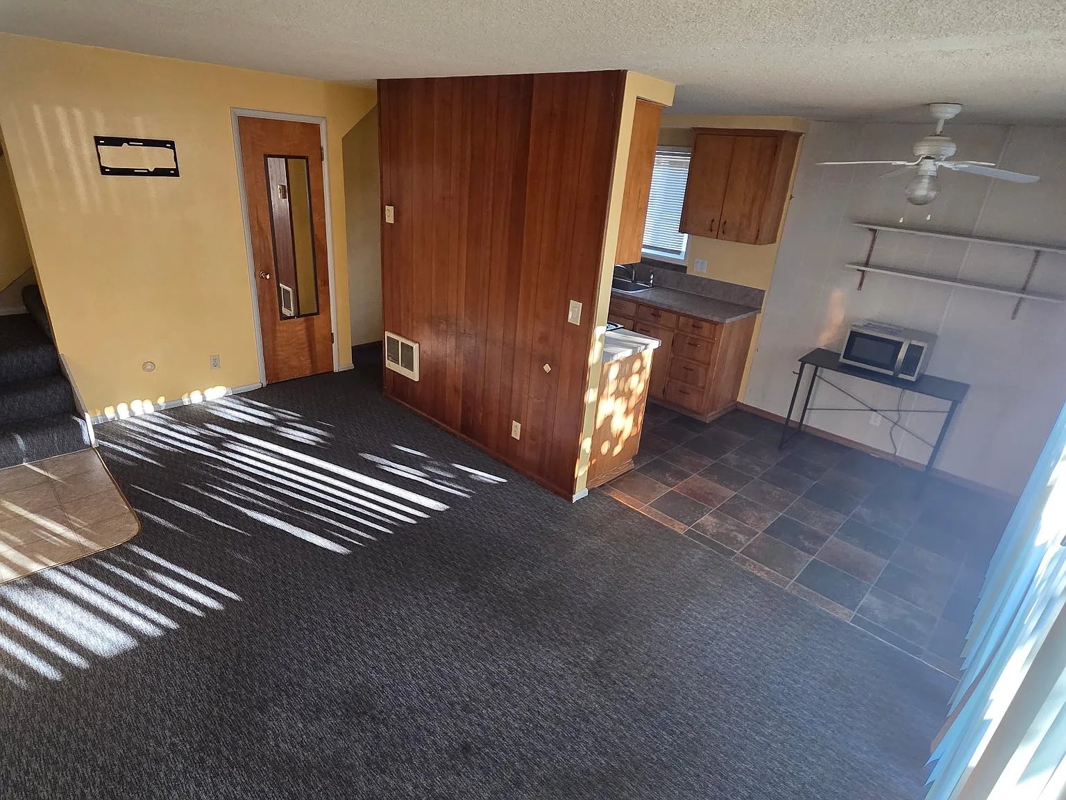 2 bed, 1.5 bath, 1020 sqft, $1,500 — Photo 2