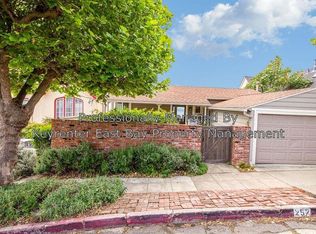 252 Cambridge Ave, Kensington, CA 94708