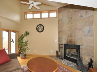 4120 Dynasty Dr, Minnetonka, MN 55345