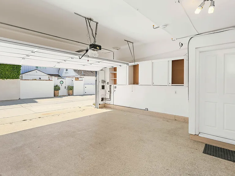 2025 E Balboa Blvd — Photo 54