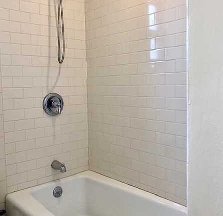 5th image of 2340 Linwood Ave #1A-401A