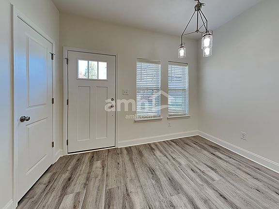 5th image of 2412 Eagle Creek Ct
