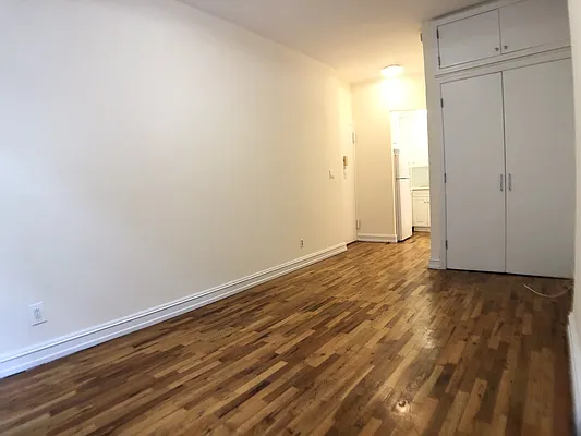 Rented by Corcoran | media 7