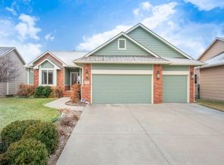 3424 N Lake Ridge Ct, Wichita, KS 67205