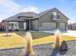 12018 Rock Creek Dr, Pasco, WA 99301