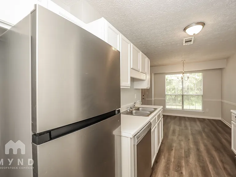 106 Bay Court Dr — Photo 8