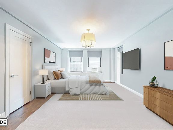 4th image of 145 W 55th St APT 14A