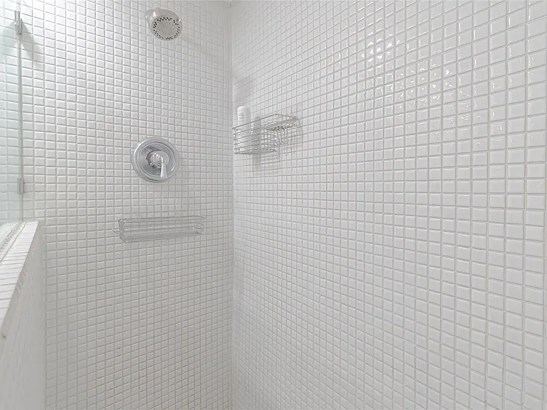1800 Lavaca St #A-705 — Photo 12