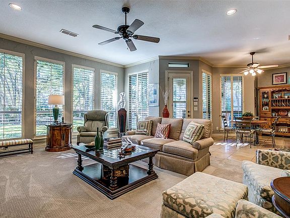 5th image of 3703 Treemont Ct