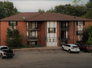 3003 W Granada Ct #1, Peoria, IL 61604