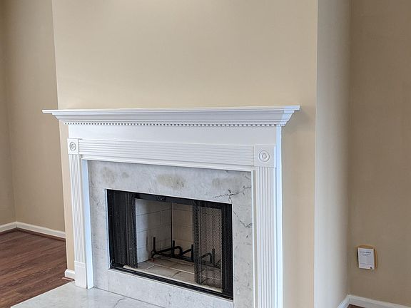 5th image of 749 Orlean Cir