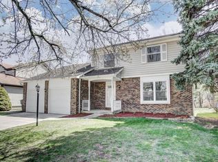 2497 Dunstan Dr, Columbus, OH 43235