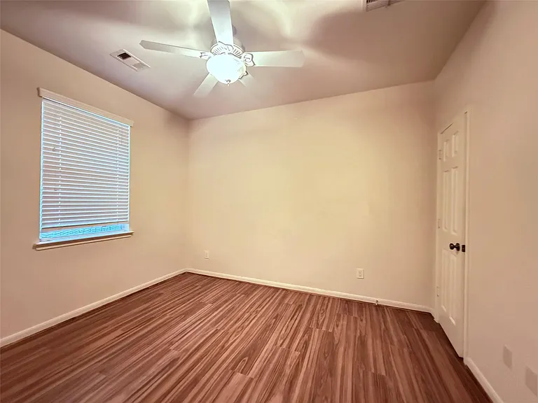 7323 Boerne Creek Dr — Photo 25