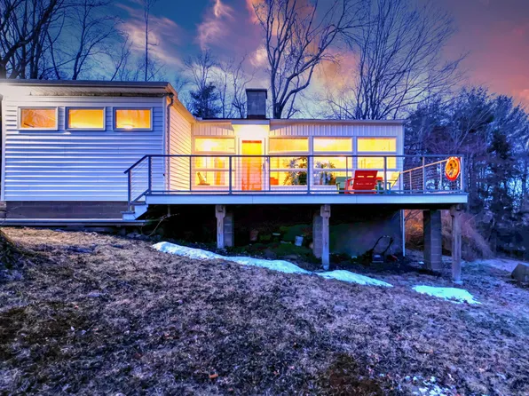 384 Sperry Road, Bethany, CT 06524