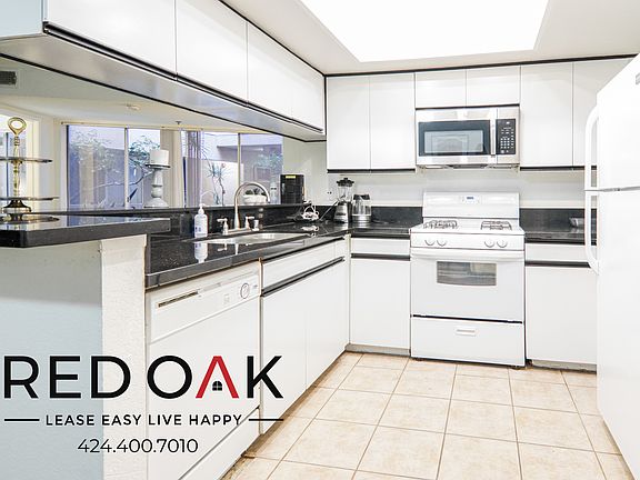 2nd image of 1755 1/2 N El Cerrito Pl #105