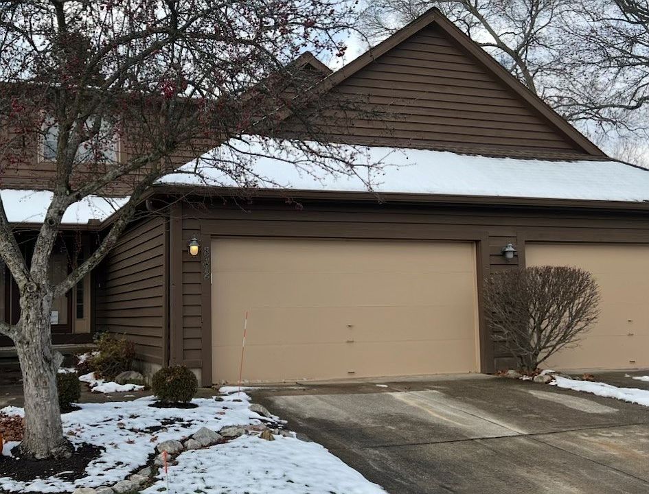 1st image of 842 Arboretum Cir
